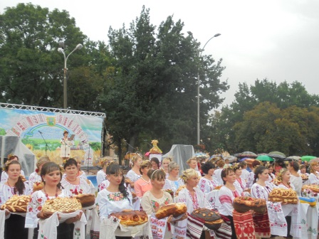 СВЯТО КОРОВАЮ ПРИЛУЦЬКОГО КРАЮ присвячений 25-й річниці незалежності України
